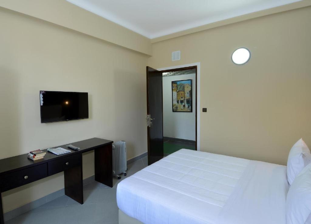 Amor Hotel فاس المظهر الخارجي الصورة